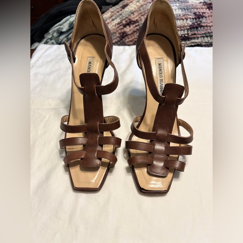 Manolo Blahnik brown heels Size 9/40